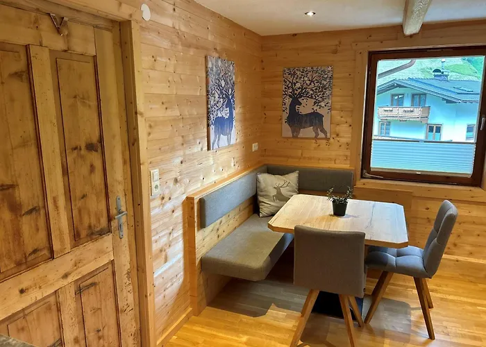 Haus Eder 펜션 긴츨링